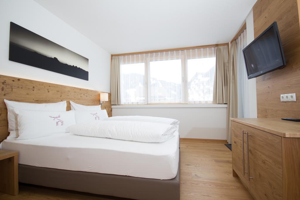Berglife Appartements Serfaus Room photo